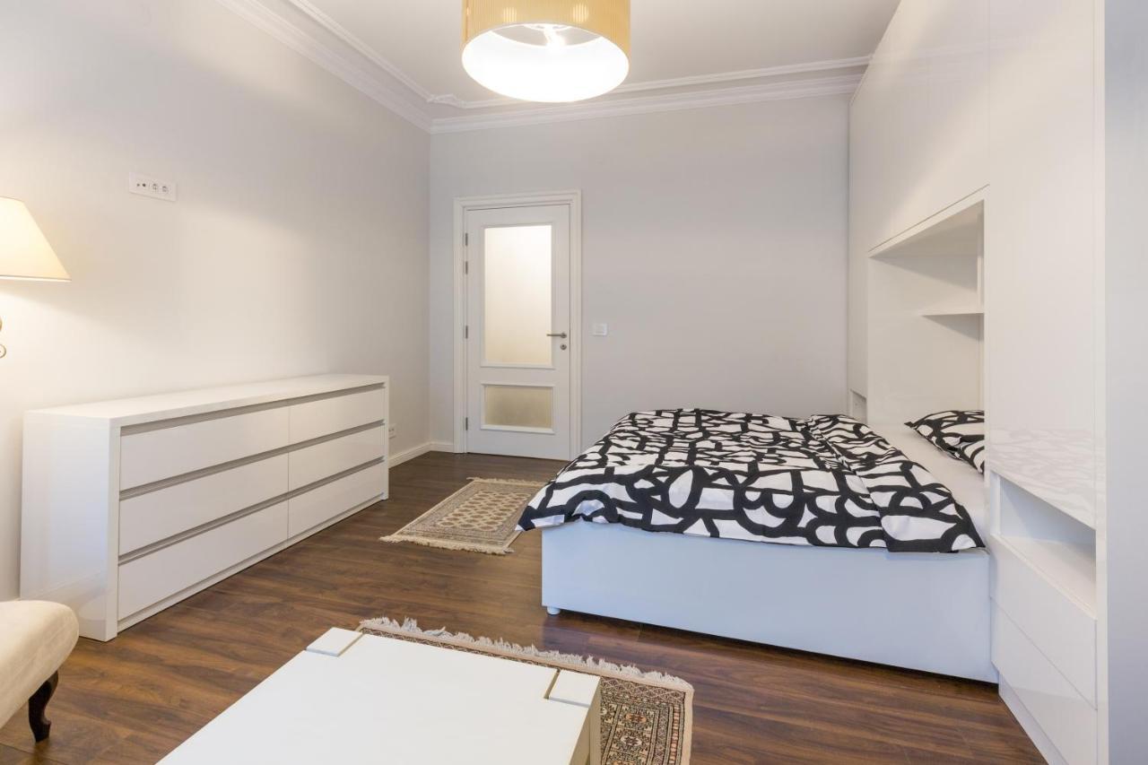 Belgrade Center Apartment Slavija Square II Buitenkant foto
